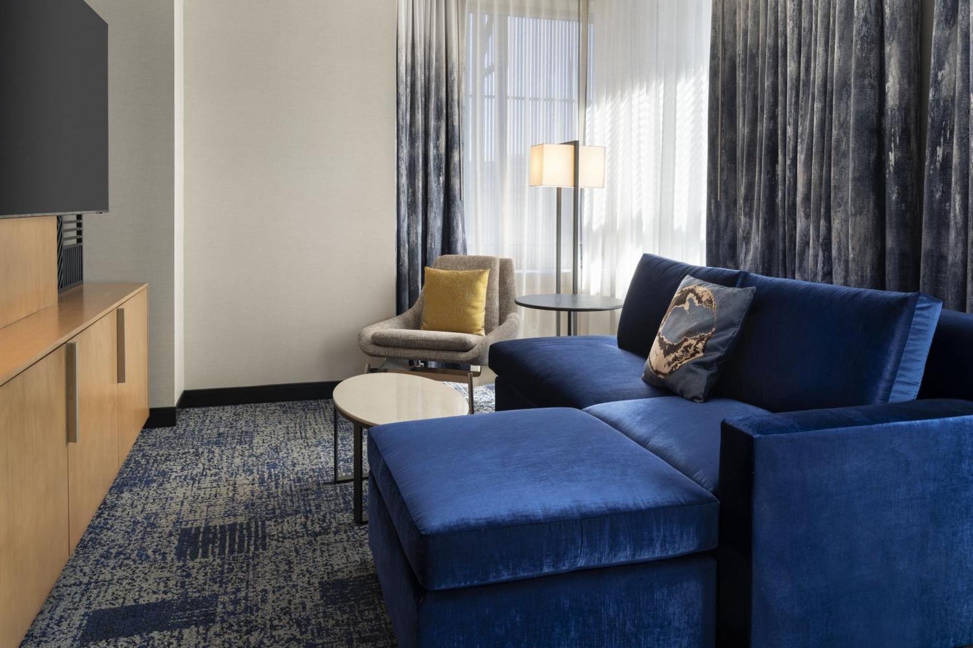 Courtyard By Marriott Los Angeles L.A. Live מראה חיצוני תמונה